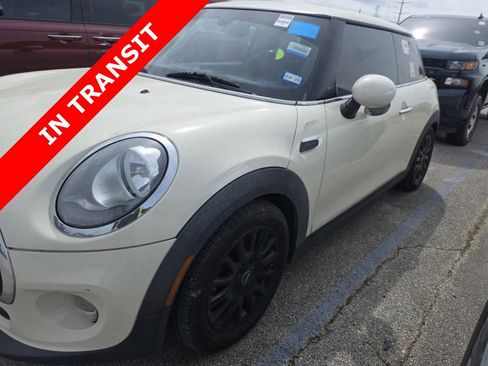 Used 2018 MINI Cooper 2-Door Hardtop FWD image 1