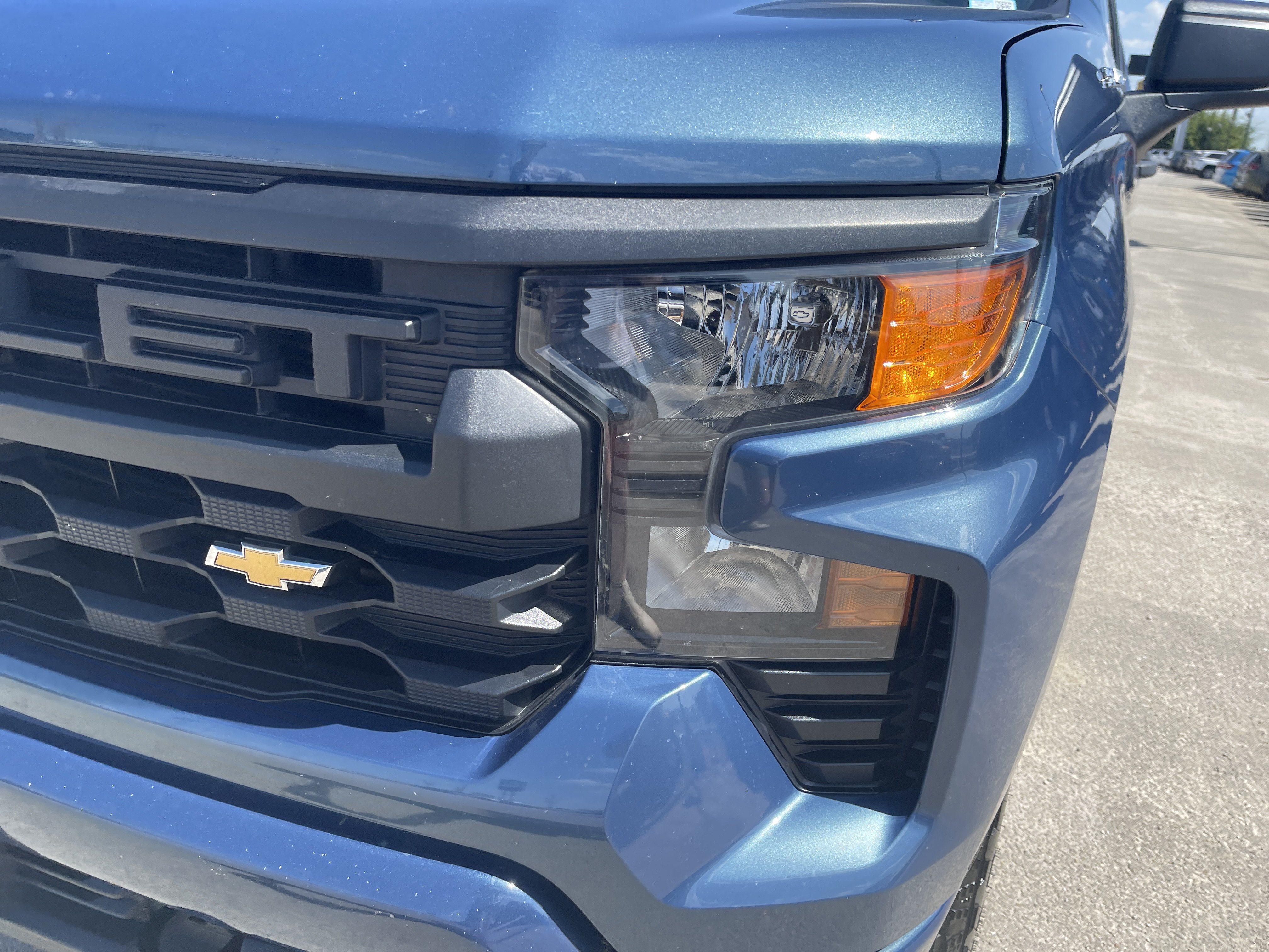 Used 2024 Chevrolet Silverado 1500 Custom RWD image 10