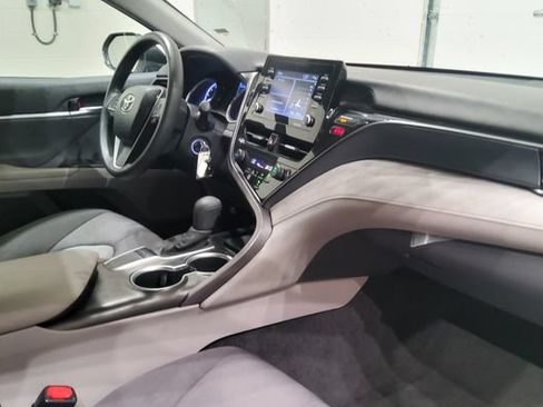 Used 2024 Toyota Camry LE FWD image 20