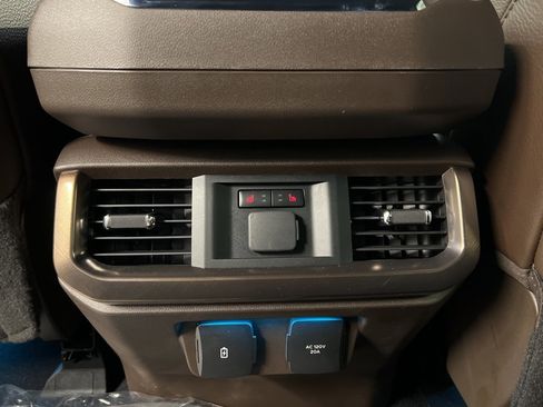 New 2026 Ford F150 King Ranch w/ Equipment Group 601A High image 40