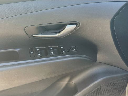 Used 2024 Hyundai Tucson SEL FWD image 12