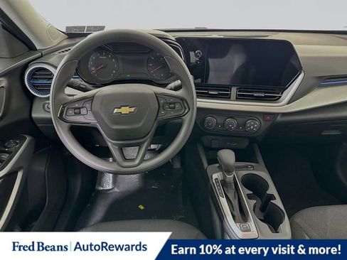 New 2026 Chevrolet Trax LS w/ LS Convenience Package image 14