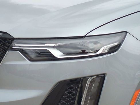 New 2025 Cadillac XT6 Sport AWD/4WD image 16