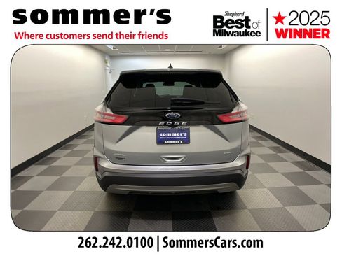 Used 2023 Ford Edge SEL image 4