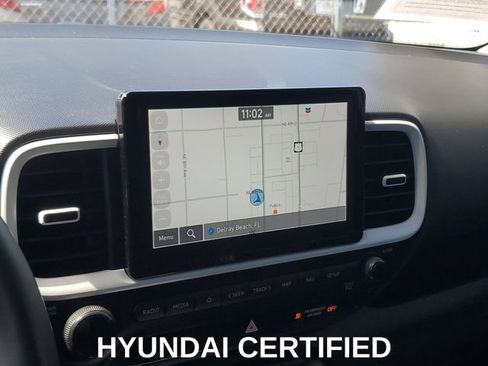 Certified 2023 Hyundai Venue Limited FWD image 17