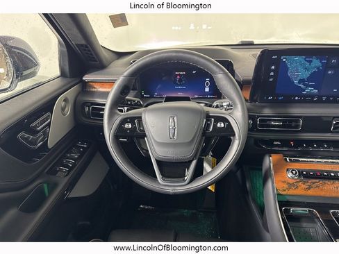 New 2025 Lincoln Aviator Black Label image 25