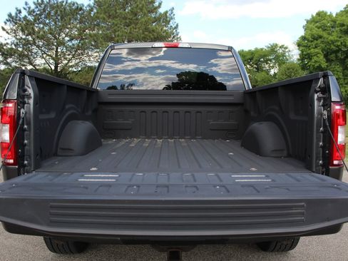 Used 2018 Ford F150 XL w/ Equipment Group 101A Mid AWD/4WD image 20