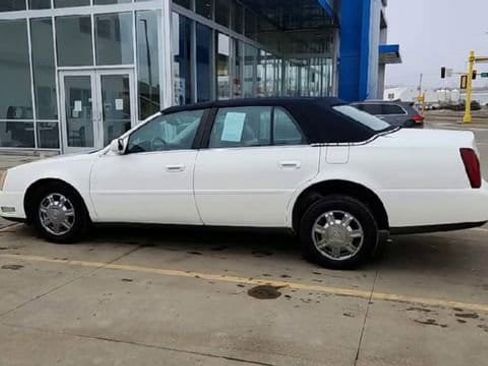 Used 2004 Cadillac De Ville image 6