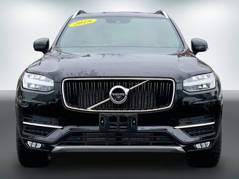 Used 2018 Volvo XC90 T5 Momentum w/ Convenience Package image 2