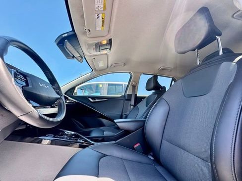 Used 2023 Kia Niro Wind w/ Wind Preserve Package FWD image 14
