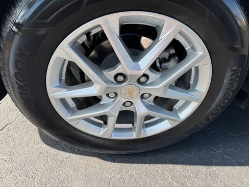 Certified 2023 Chevrolet Equinox LS FWD image 8
