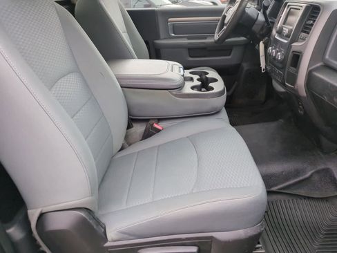 Used 2017 RAM 4500 Tradesman w/ Power & Remote Entry Group image 19