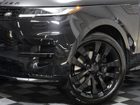 New 2027 Land Rover Range Rover Sport Dynamic SE AWD/4WD image 4