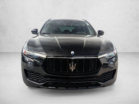 Used 2018 Maserati Levante GranSport image 4