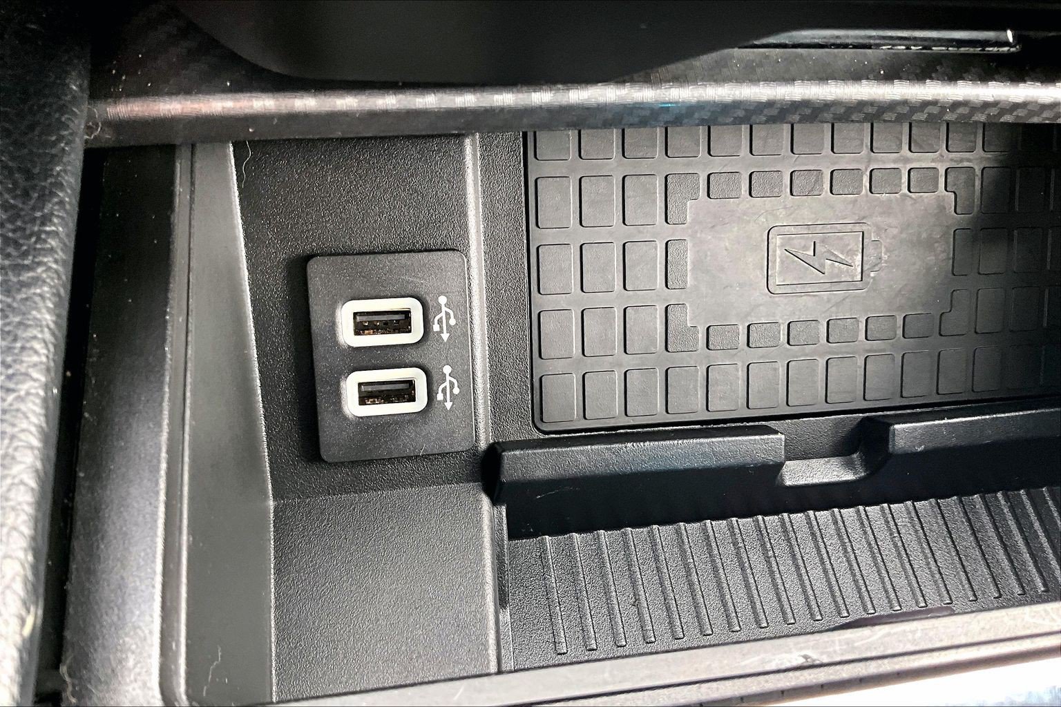 Used 2019 Ford Expedition Limited w/ Equipment Group 303A AWD/4WD image 16