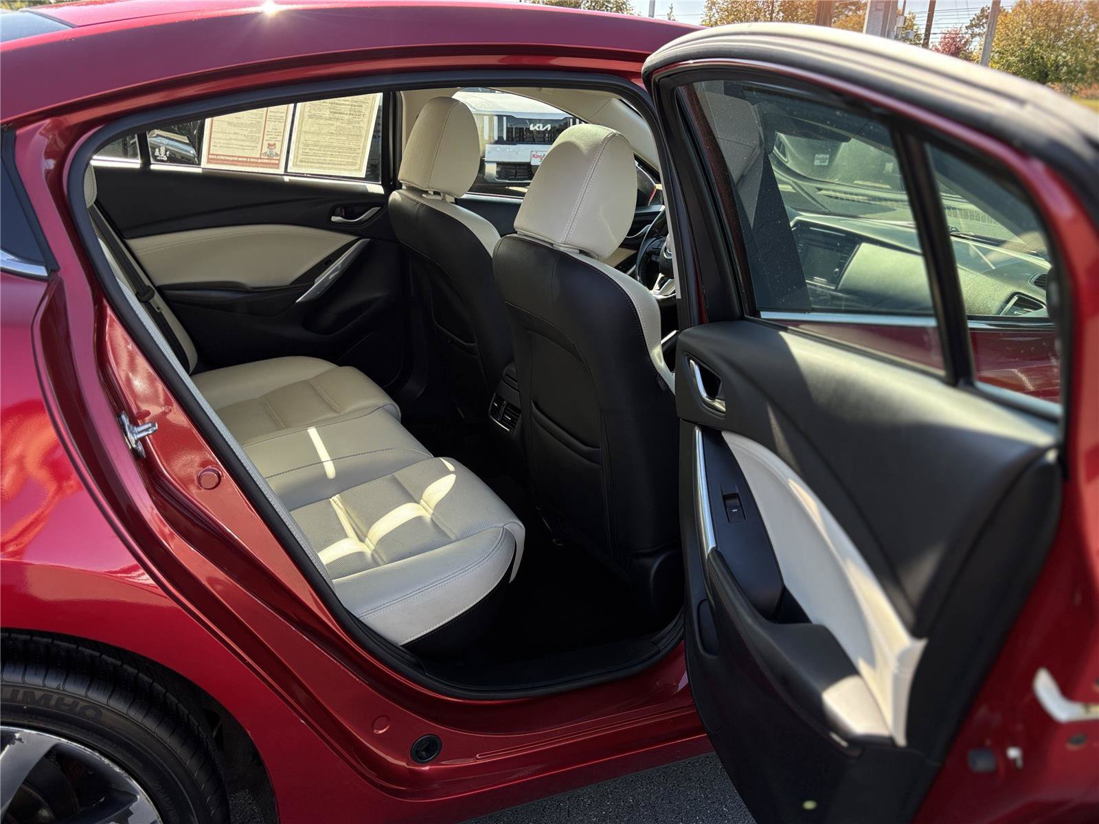 Used 2015 MAZDA MAZDA6 Grand Touring w/ GT Technology Package FWD image 16
