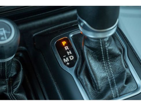 Used 2025 Jeep Wrangler Unlimited Sport AWD/4WD image 24