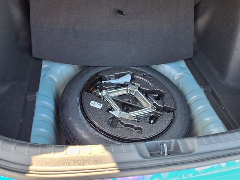 Used 2025 Honda Civic Sport image 25