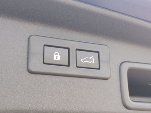 New 2026 Subaru Outback Premium image 33