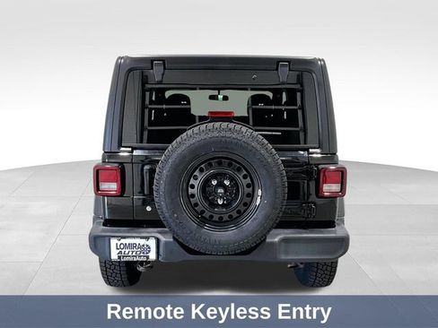 Used 2019 Jeep Wrangler Sport w/ Quick Order Package 23S AWD/4WD image 9