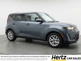 Used 2025 Kia Soul LX w/ LX Technology Package FWD video 1