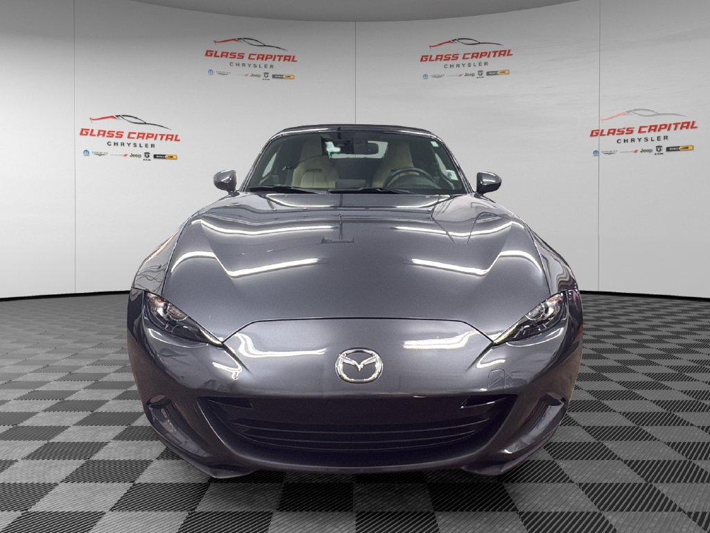 Used 2016 MAZDA MX-5 Miata Grand Touring RWD image 2
