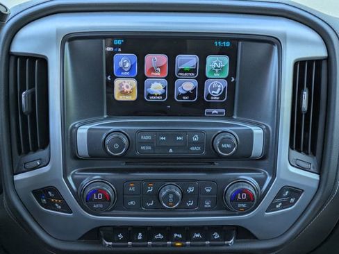 Used 2018 GMC Sierra 1500 SLT image 18