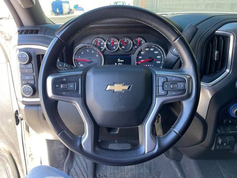 Used 2023 Chevrolet Silverado 2500 LT AWD/4WD image 12