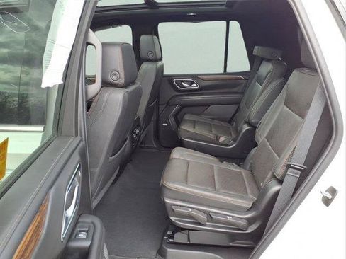 Used 2024 Chevrolet Tahoe High Country w/ Premium Package AWD/4WD image 14