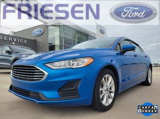 Used 2020 Ford Fusion SE image 1