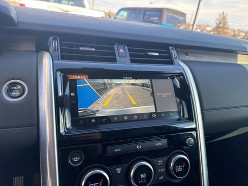 Used 2019 Land Rover Discovery HSE image 23