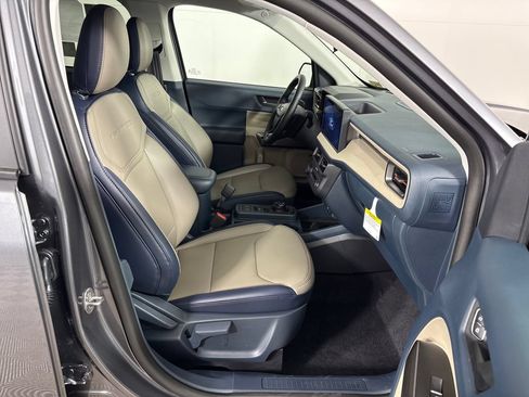 New 2026 Ford Maverick Lariat w/ 4K Tow Package AWD/4WD image 5
