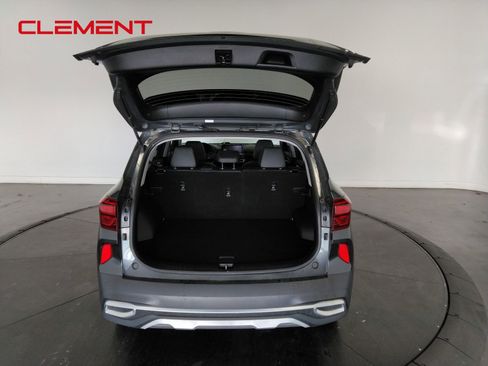 Used 2023 Kia Seltos EX image 9