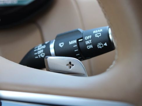 Used 2024 Land Rover Range Rover Autobiography AWD/4WD image 17