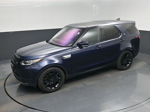 Used 2017 Land Rover Discovery HSE image 41