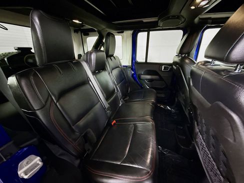 Used 2019 Jeep Wrangler Unlimited Rubicon AWD/4WD image 26
