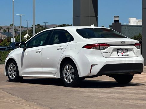 Certified 2024 Toyota Corolla LE FWD image 7