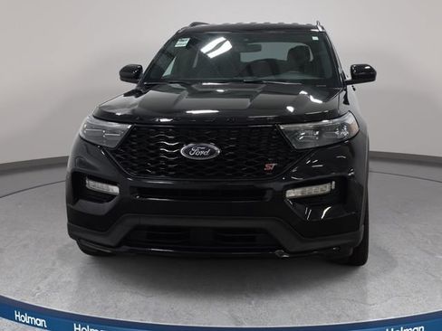 Certified 2022 Ford Explorer ST w/ ST Street Pack AWD/4WD image 2