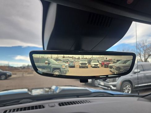 Used 2023 Chevrolet Silverado 1500 ZR2 image 25