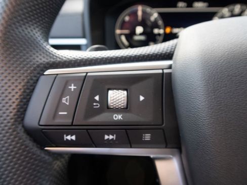 New 2024 Mitsubishi Outlander ES image 31