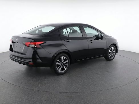 Used 2025 Nissan Versa SV FWD image 9