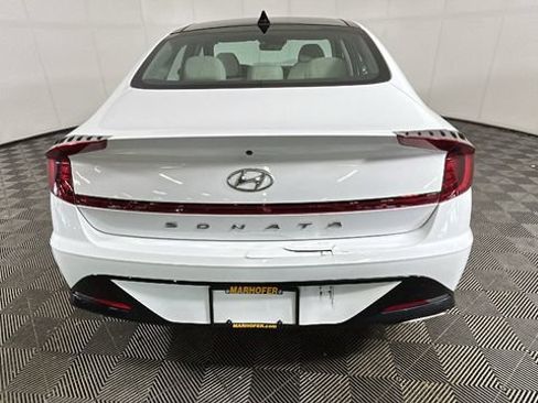 Used 2023 Hyundai Sonata SEL w/ Convenience Package FWD image 3