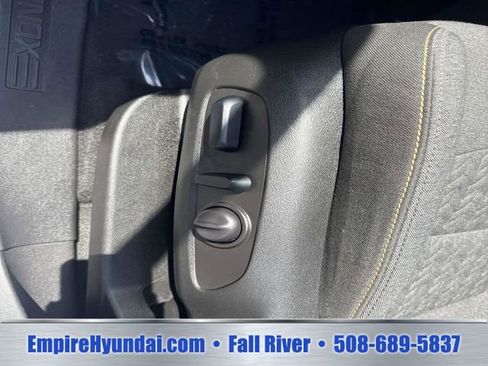 Used 2024 Chevrolet Equinox LT AWD/4WD image 21