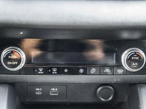 Used 2022 Mitsubishi Outlander ES image 21