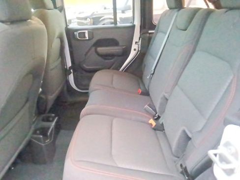 Used 2023 Jeep Wrangler Unlimited Rubicon image 26