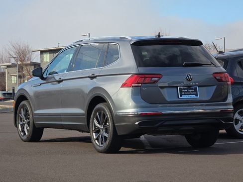 Used 2022 Volkswagen Tiguan SE image 5