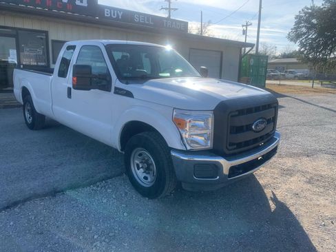 Used 2014 Ford F250 XL w/ Power Equipment Group image 4