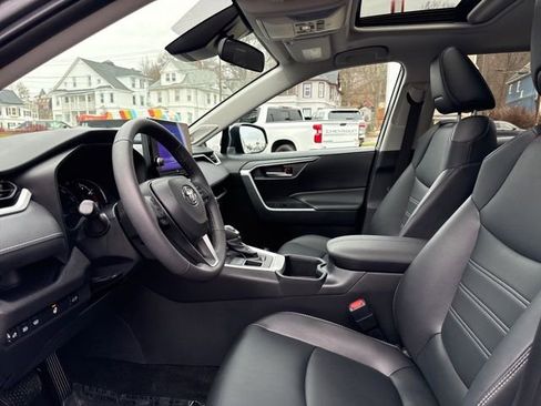 Certified 2024 Toyota RAV4 XLE Premium image 20