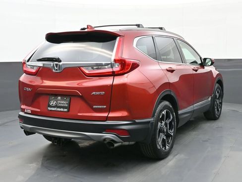 Used 2018 Honda CR-V Touring image 3