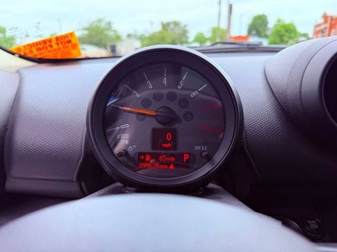 Used 2016 MINI Cooper Countryman FWD image 12
